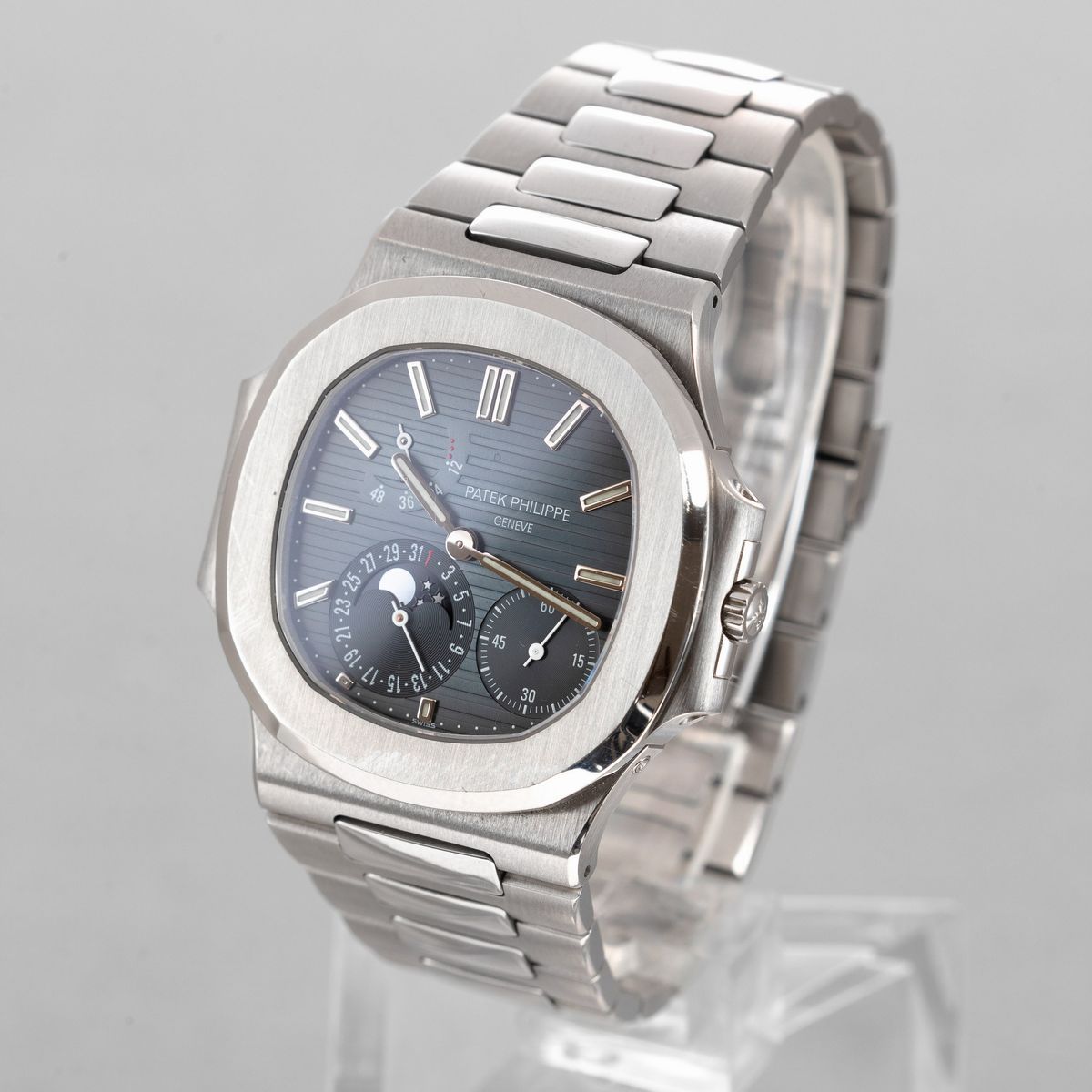 Patek Philippe - Nautilus Ref 3712 in Acciaio con Fasi Lunari Riserva di Carica a Ore Sette, Funz...