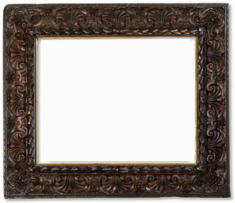 Cornice in legno intagliato. Italia centrale XVII secolo  - Auction Frames - Cambi Casa d'Aste