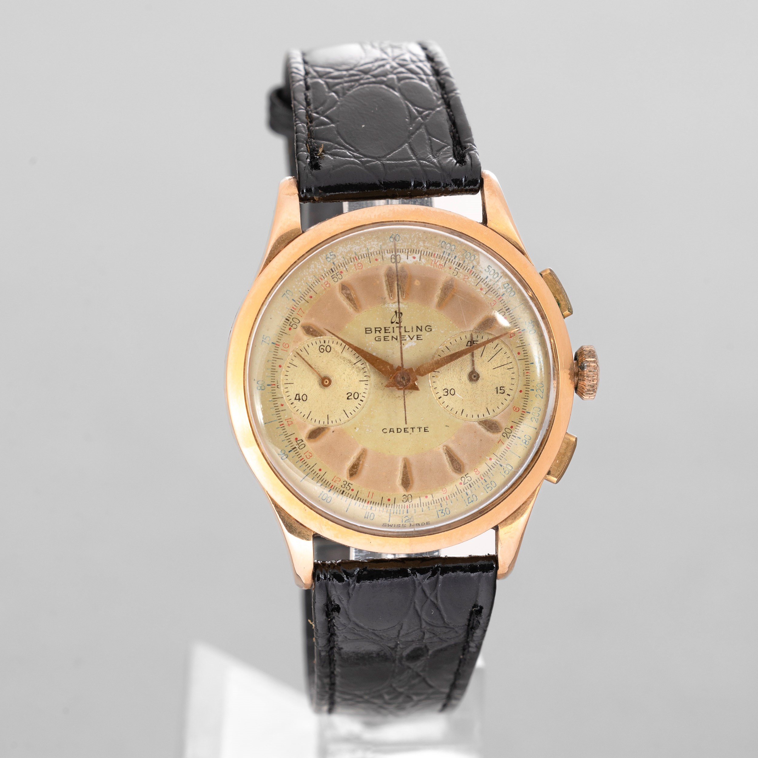 Breitling Cadette Cronografo Due Contatori, Tasti Quadri, in Oro Giallo 18k, Carica Manuale, Quad...