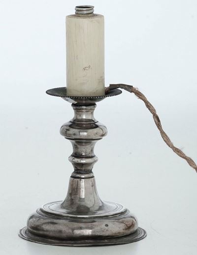 Candeliere in Argento Fuso e Sagomato. Genova, Marchio della Torretta per L'anno 1741