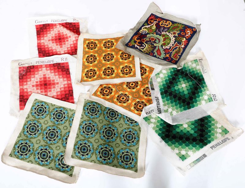 Lotto di Nove cuscini a piccolo punto XX secolo  - Auction Carpets - Cambi Casa d'Aste