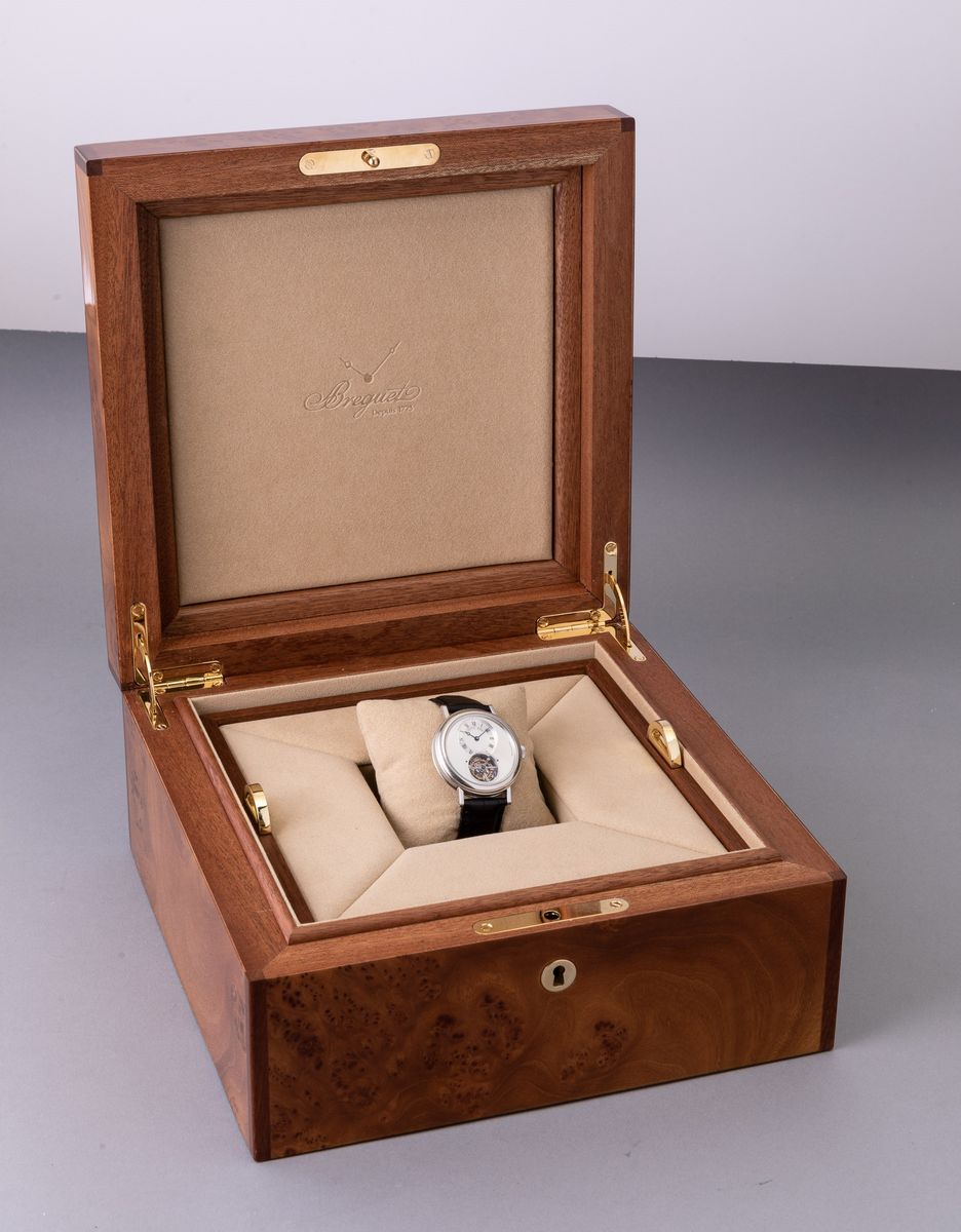 Breguet - Classique Complication Tourbillon Ref 5357 in Platino, Carica Manuale, Fondello a Vista...