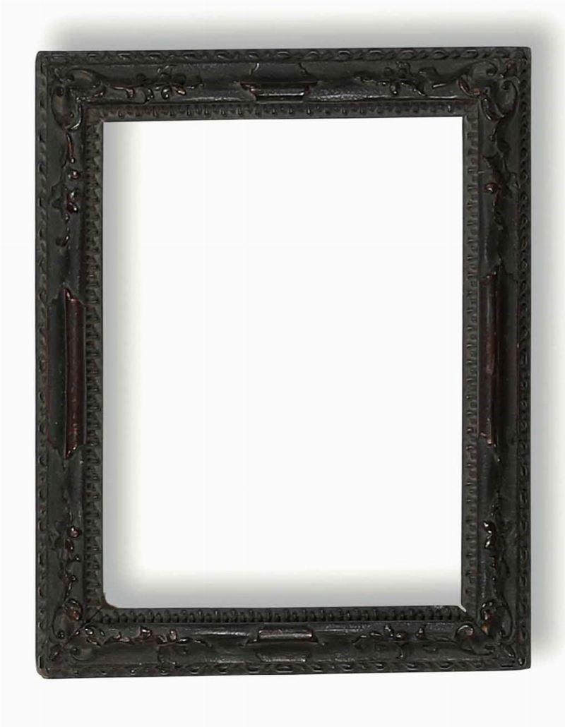 Cornice tipo "francesina" in legno intagliato a patina scura. Venezia XVIII secolo  - Auction Frames - Cambi Casa d'Aste