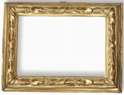 Piccola Cornice in Legno Intagliato e Dorato. Emilia XVIII Secolo