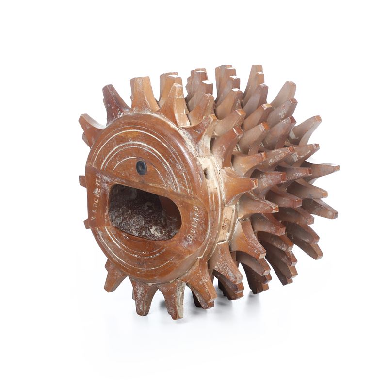 Bracciale per giuoco del “Pallone al bracciale”  - Asta Antiquariato - Cambi Casa d'Aste