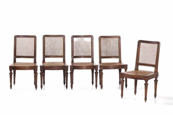 Cinque sedie in legno intagliato. XIX secolo