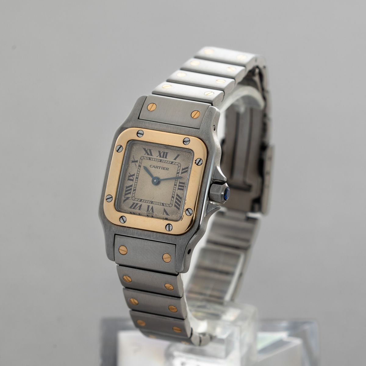 Cartier - Santos Galbée Acciaio e Oro, Quadrante Argentè con Numeri Romani, Movimento al Quarzo A...