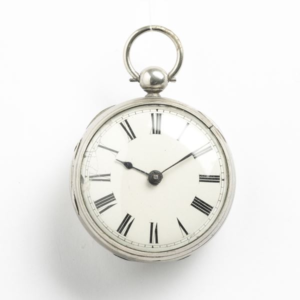 Orologio “William Panter London”:  movimento di orologio per tasca inglese 1720 circa , scappamento a verga e conoide, re-incassato ad inizio XIX sec con cassa in argento.