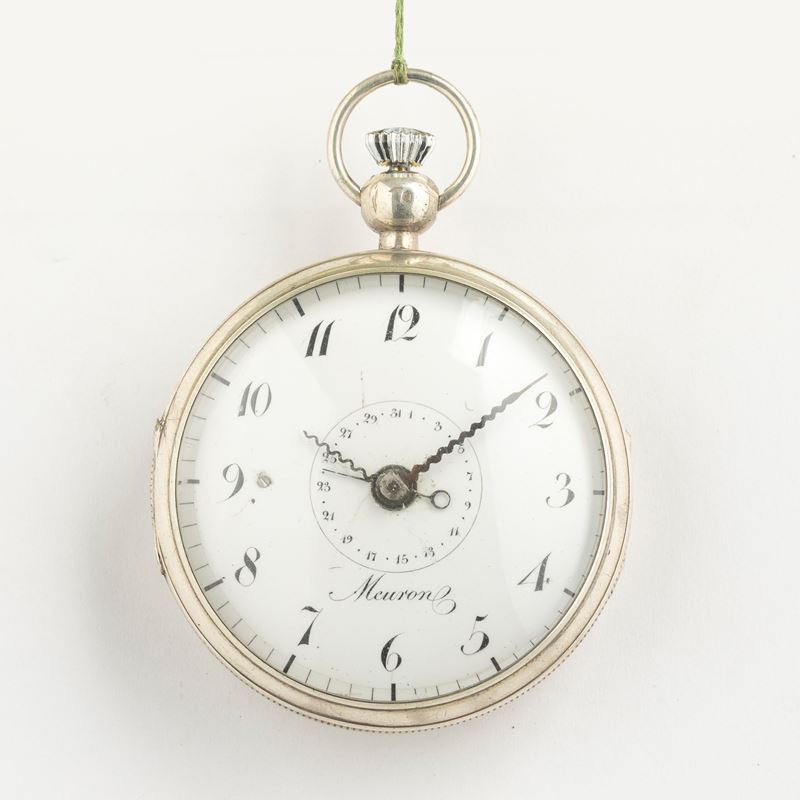 Movimento firmato “Meuron”, 1800 circa. Suoneria  quarti su gong con scappamento a verga, montato in cassa fine ‘800 (non funzionante)  - Auction Pocket Watches - Cambi Casa d'Aste