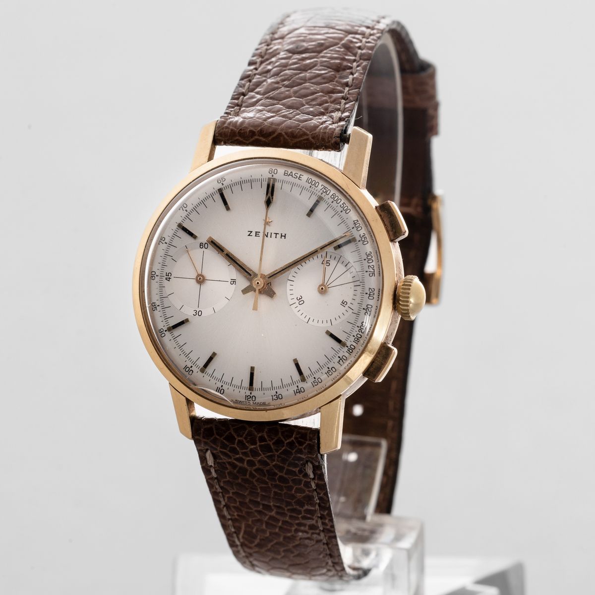Zenith - Cronografo Due Contatori Tasti Quadri in Oro Giallo 18k, Quuadrante Argentè Carica Manua...