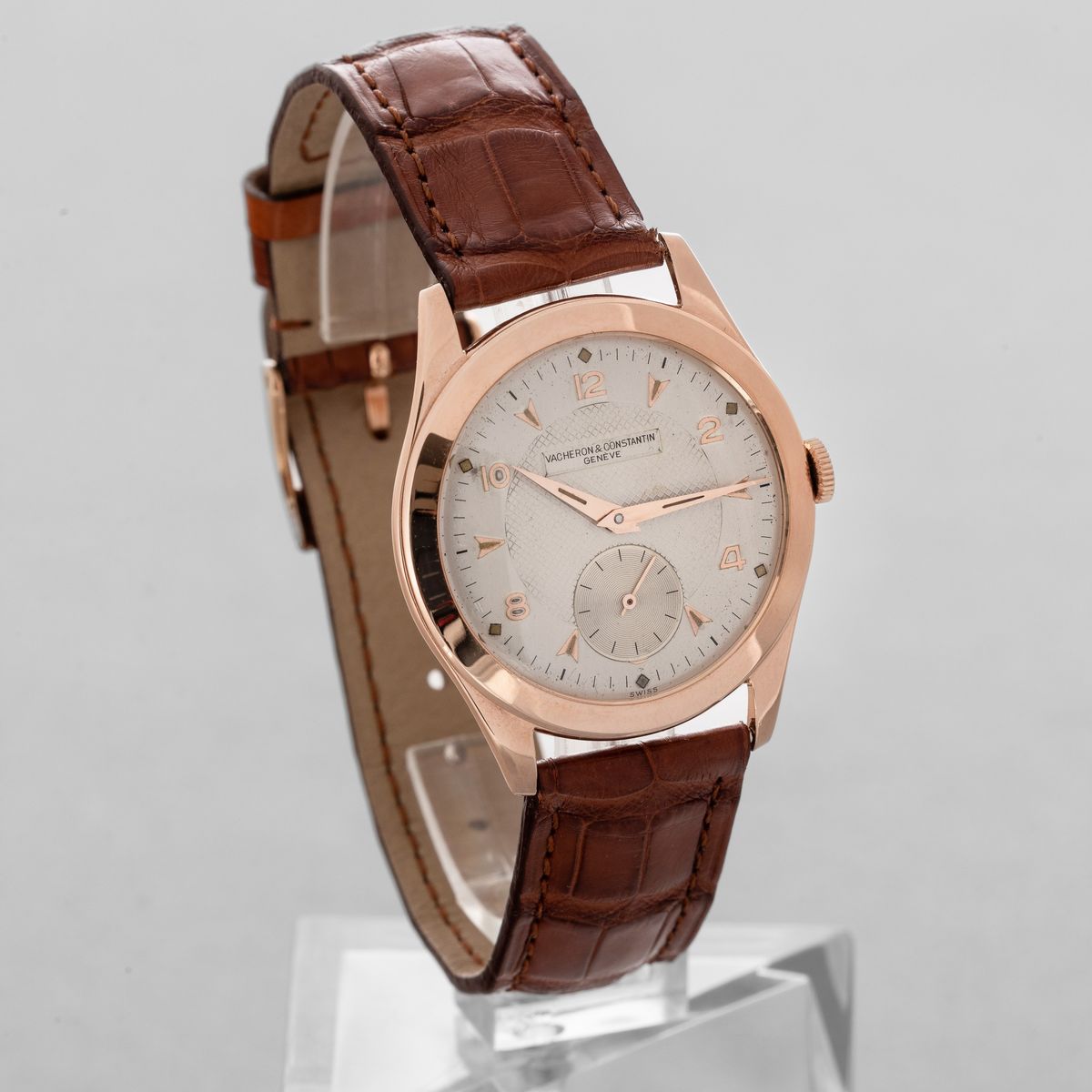 Vacheron & Constantin - Ref 4600 in Oro Rosa 18k con Quadrante Guillochè, Numeri Applicati con Lu...