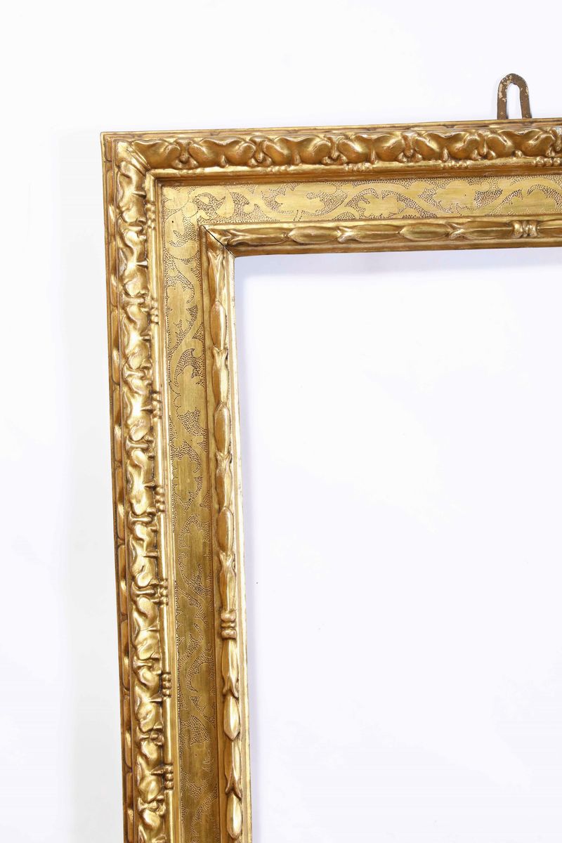 Cornice a Cassetta in Legno Dorato e Bulinato. Emilia XVI-XVII Secolo