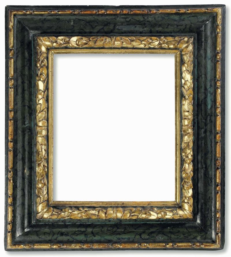 Cornice in legno intagliato, laccato a finto marmo con profili dorati. Piemonte XVII secolo  - Auction Frames - Cambi Casa d'Aste