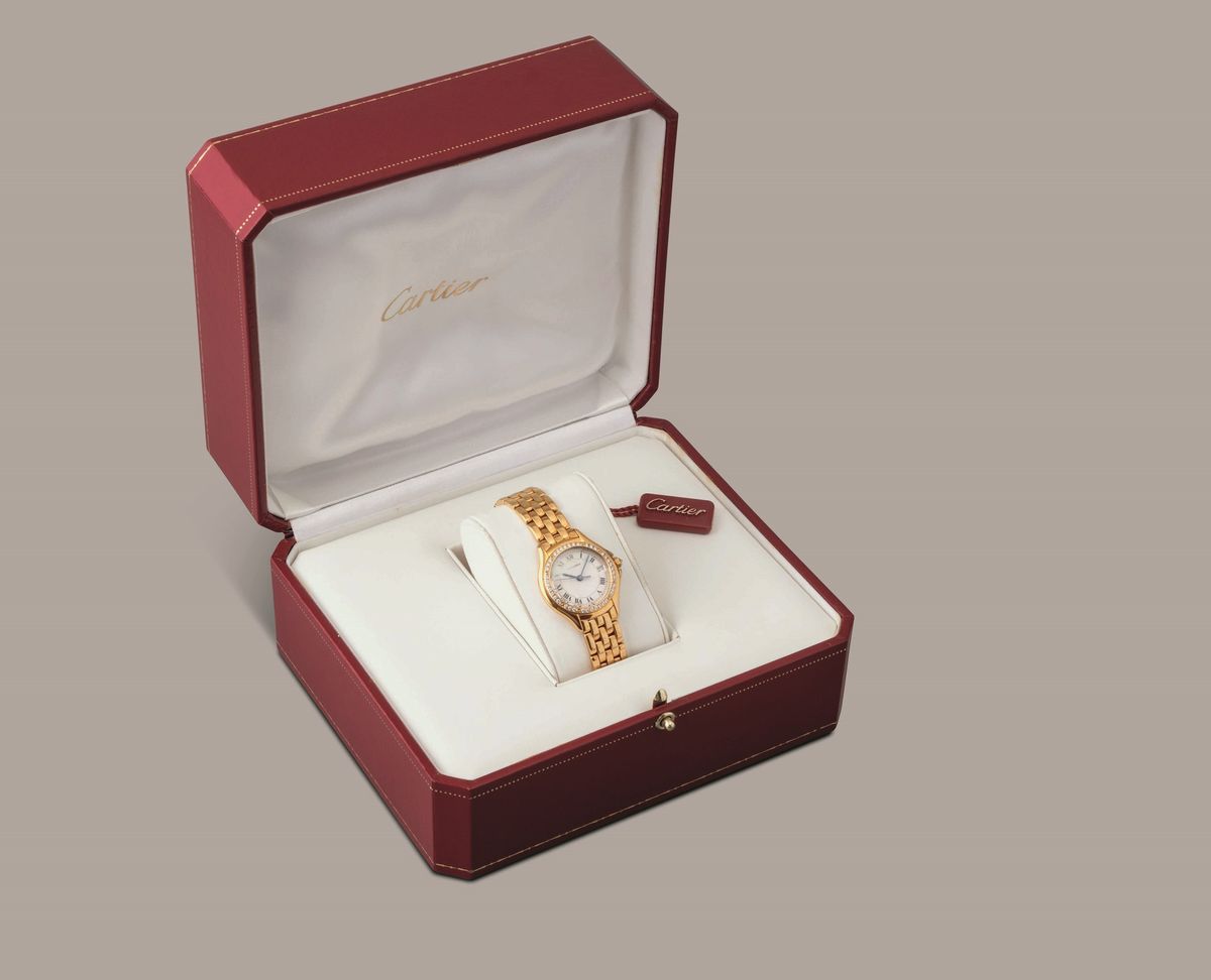 Cartier - Panthere Cougar in Oro Giallo 18k, Ghiera con Brillanti, Quadrante Argenté con Numeri R...