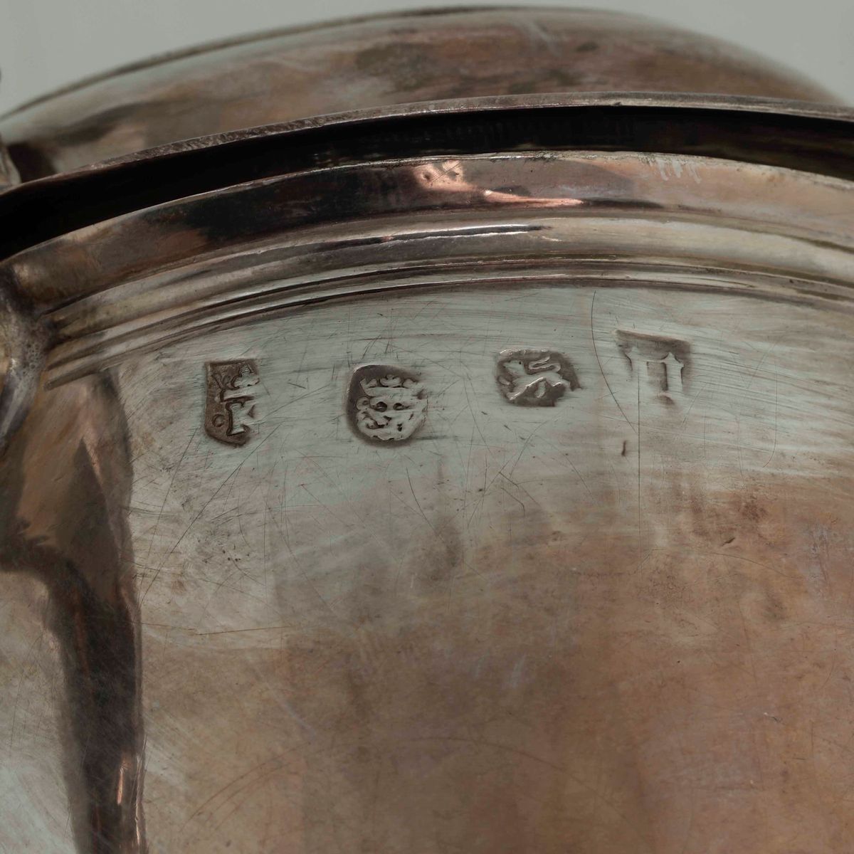 Tankard. Argento Fuso, Sbalzato e Cesellato. Londra Possibile 1577, Marchio Dell’argentiere con L...