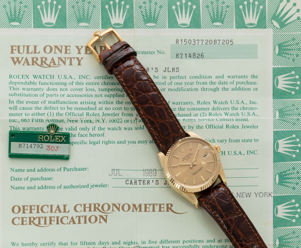 Rolex - Date Ref 15037 in Oro Giallo 18k, Quadrante Champagne con Indici a Bastone, Movimento Aut...