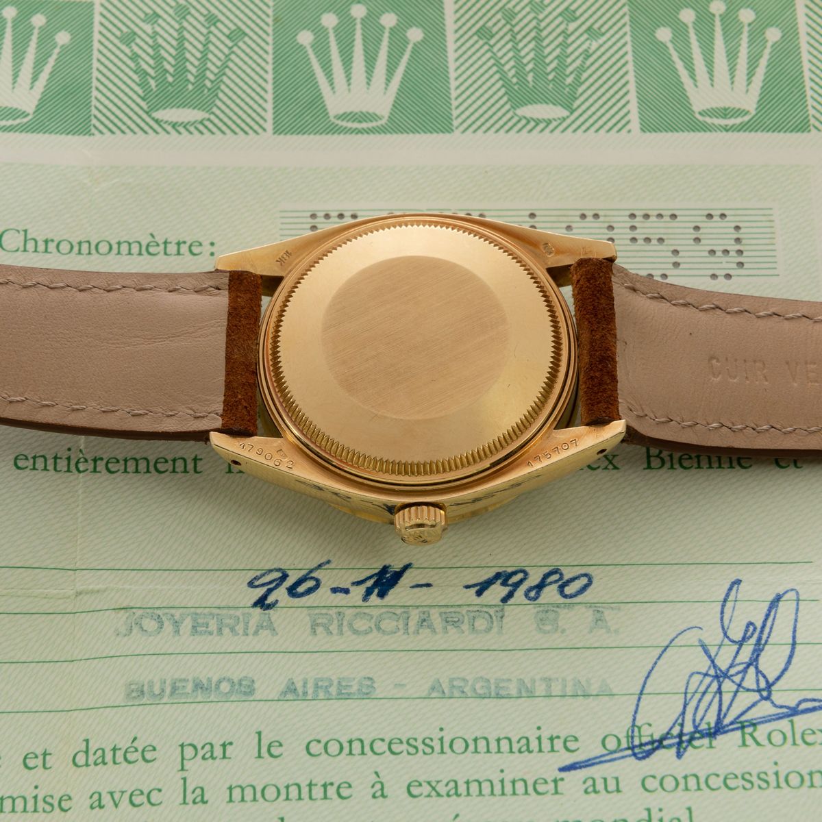Rolex - Date Ref 1501 "ricciardi" in Oro Giallo 18k, Quadrante Argentè con Indici a Bastone Appli...