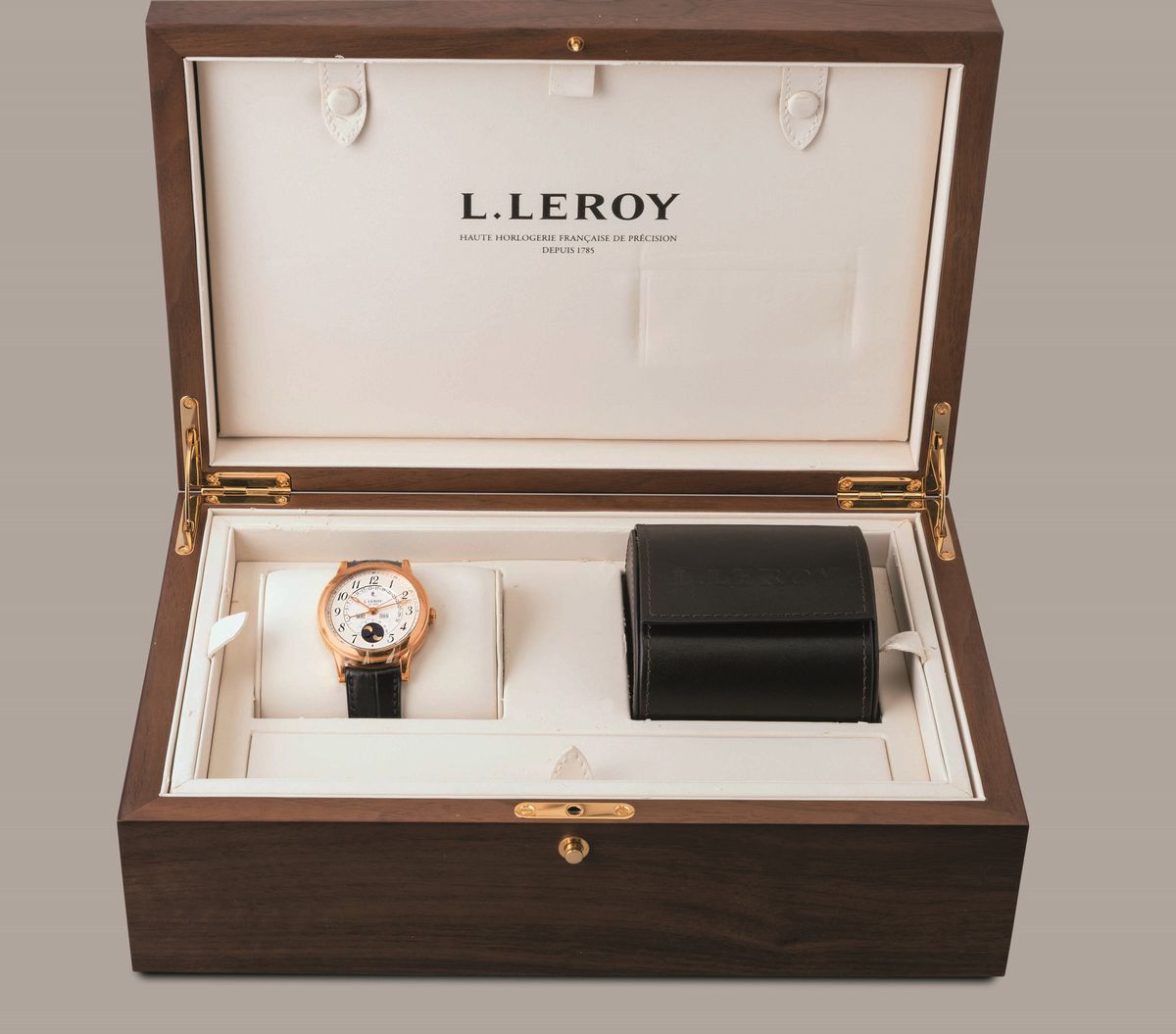 Leroy - Quantieme Perpetuel in Oro Rosa 18k, Quadrante Guilloché con Numeri Arabi, Calendario Per...