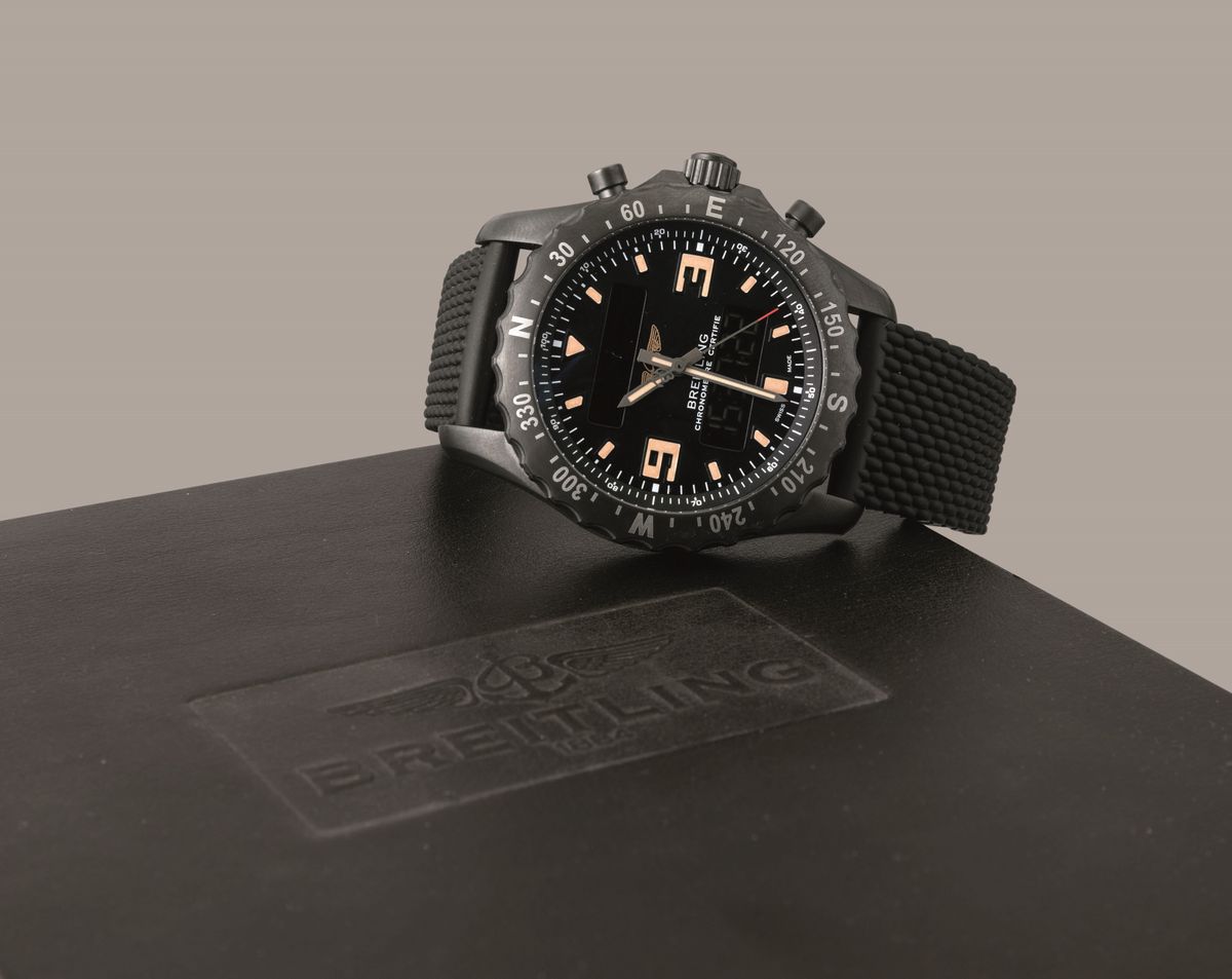 Breitling - Chronospace Military in Acciaio con Trattamento Pvd Semi Digitale con Quadrante Nero ...