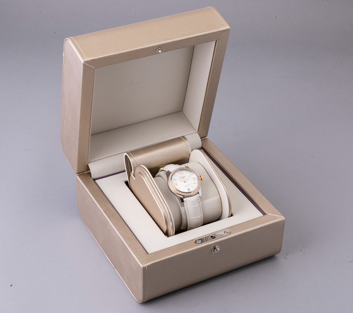 Glashutte - Lady Serenade, Acciaio e Oro, Ghiera con Brillanti, Quadrante in Madreperla con Indic...