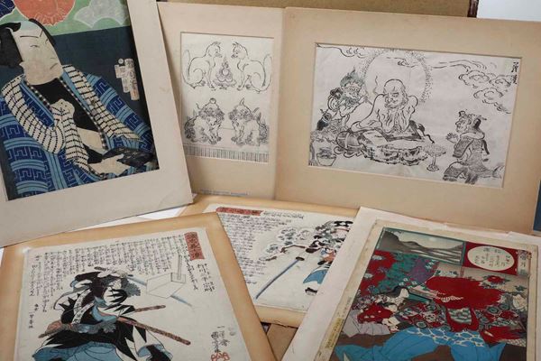 Gruppo di stampe e xilografie con diverse rappresentazioni, Giappone, XIX secolo, misure da cm 20x15 a cm 37x26