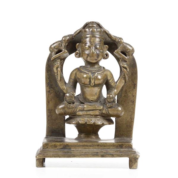Figura di divinità entro aura in bronzo, India, XIX secolo