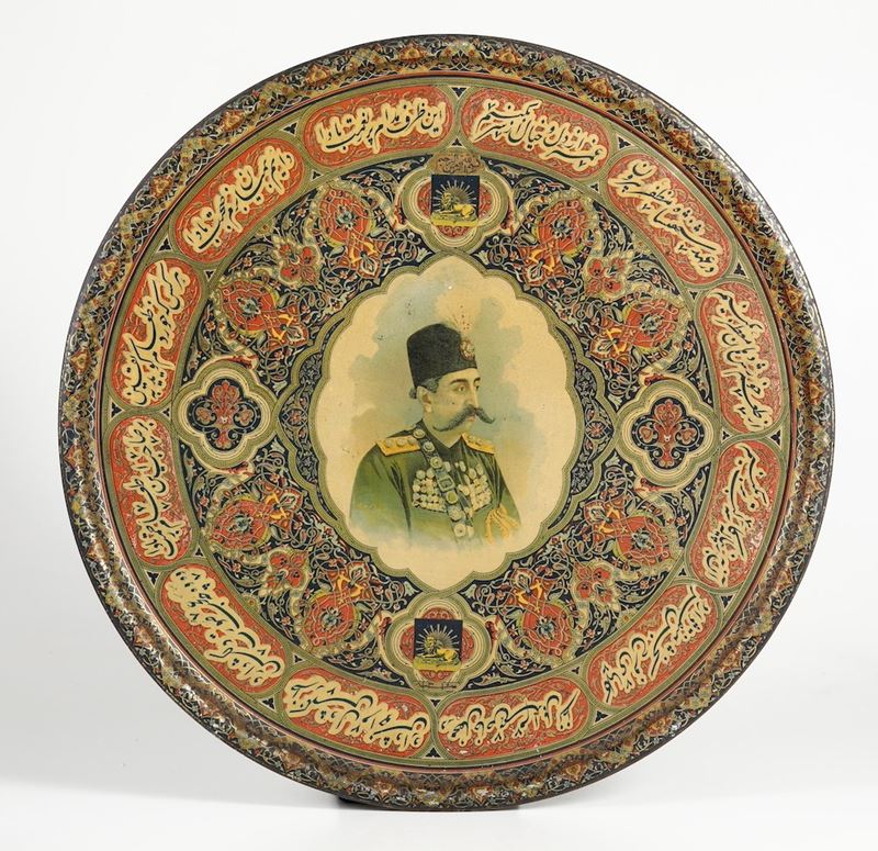 Qatar, piatto in metallo inizi XX secolo  - Asta Antiquariato Aprile - Cambi Casa d'Aste