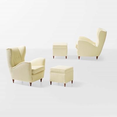 Coppia di Poltrone e Due Pouf
