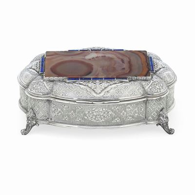 Scrigno Portagioie. Argento Fuso, Sagomato e Cesellato. sul Coperchio Castone Contenente Agata e ...