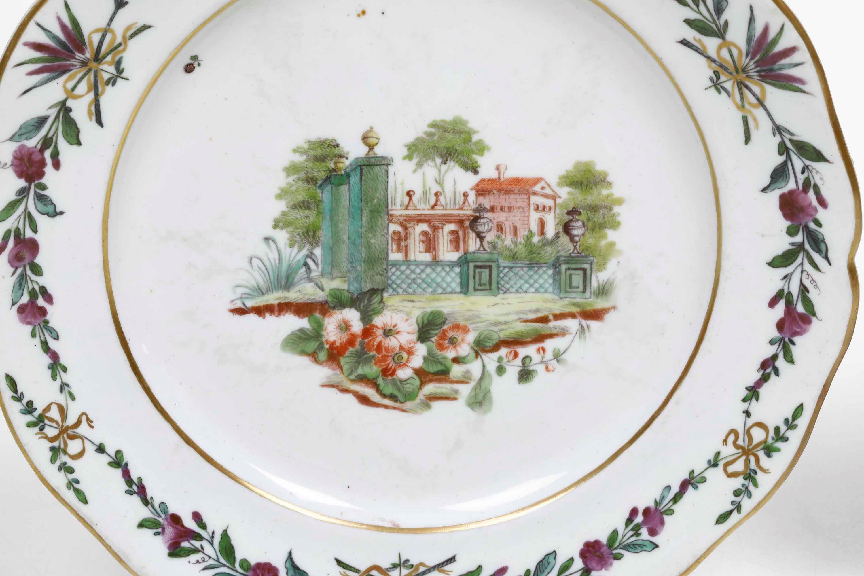 Coppia di Piatti “a Bersò”venezia, Manifattura Cozzi, 1775 Circa