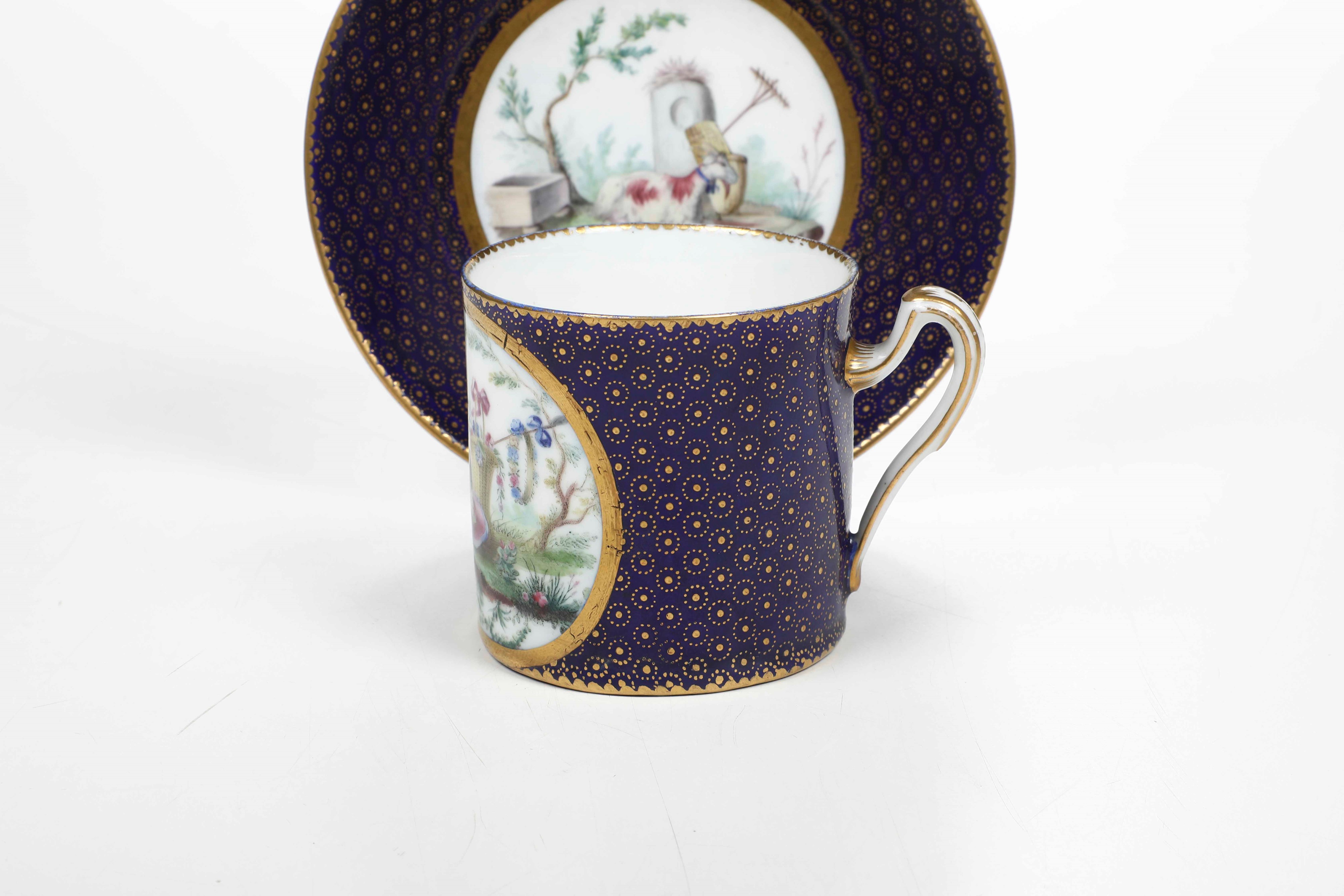 Tazza con Piattino.alla Maniera/o Sèvres, Verso il 1790.