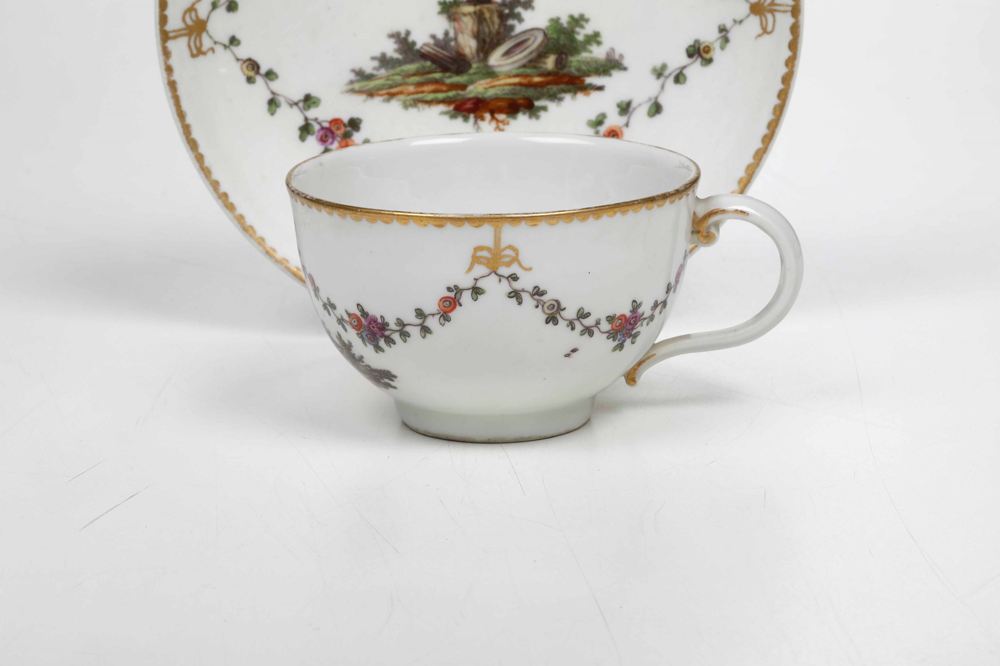 Tazza con Piattino.germania, Manifattura di Ludwigsburg, 1760-1770.
