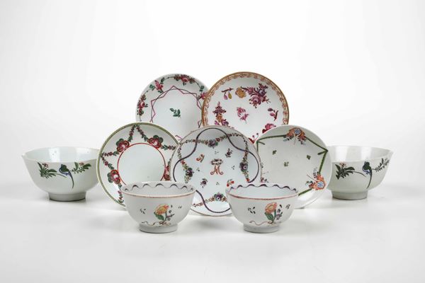 Lotto composto da quattro diverse tazze e cinque piattini In prevalenza Nove, XVIII secolo
