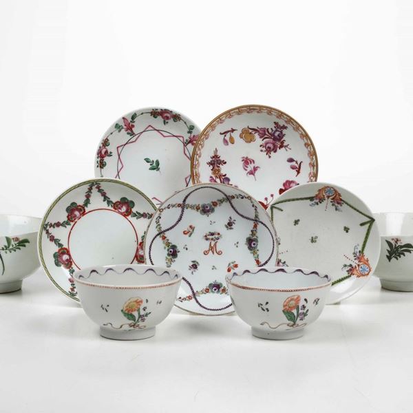 Lotto composto da quattro diverse tazze e cinque piattini In prevalenza Nove, XVIII secolo