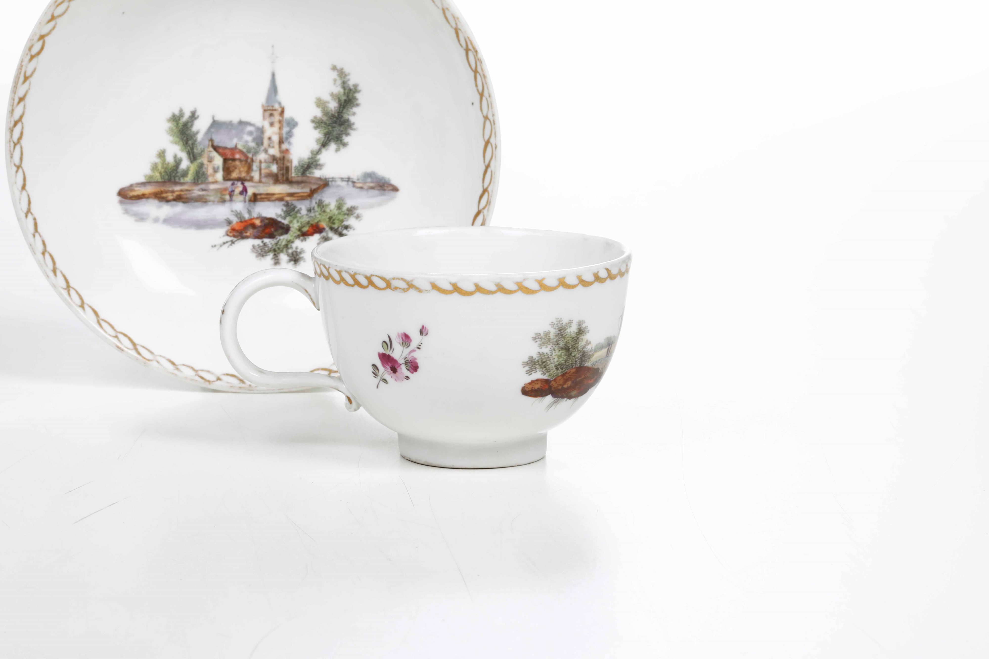 Tazza con Piattino.olanda, Manifattura L’aia (den Haag), 1776-1790.