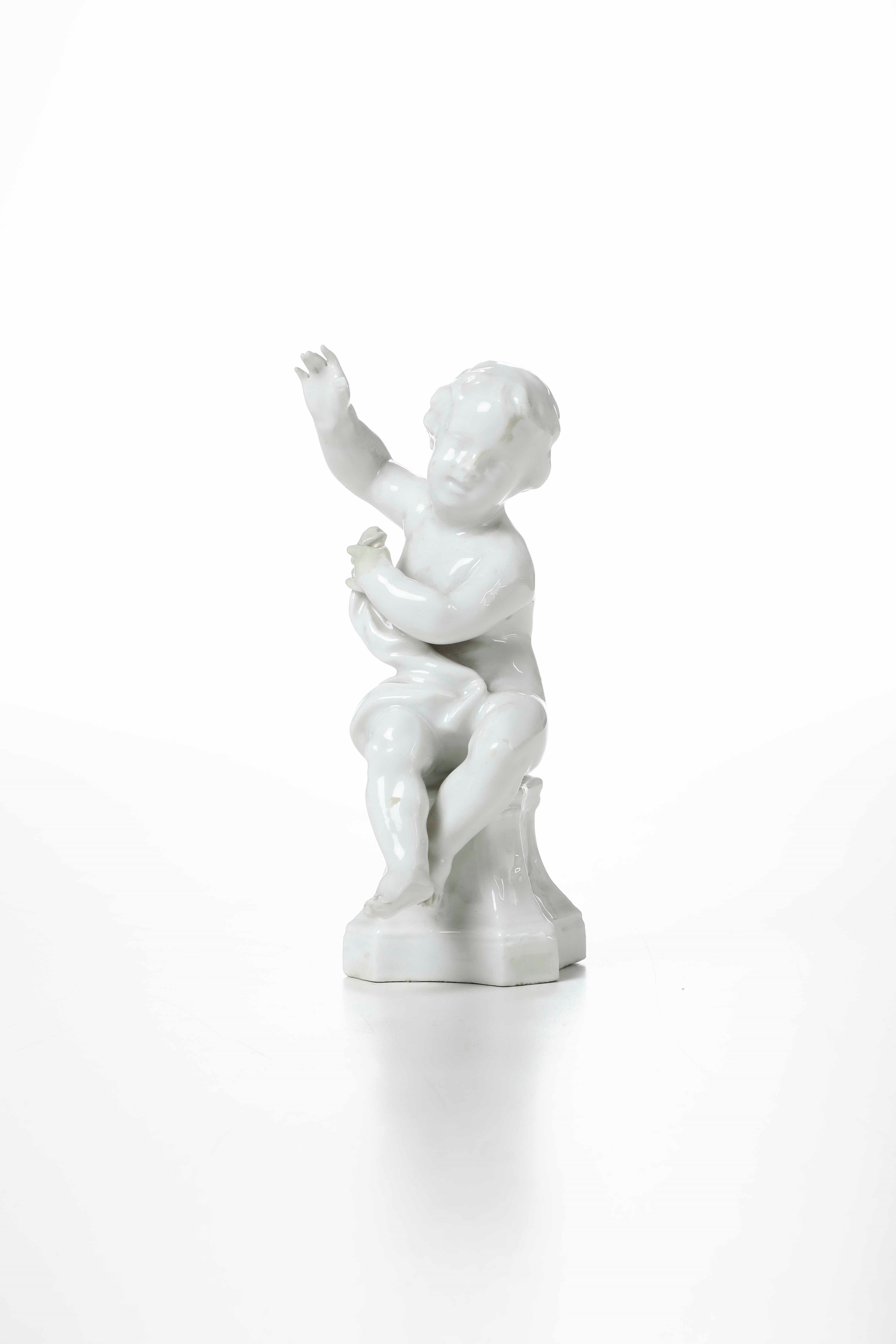 Figurina di Putto.vienna, Manifattura Imperiale, 1750 Circa.