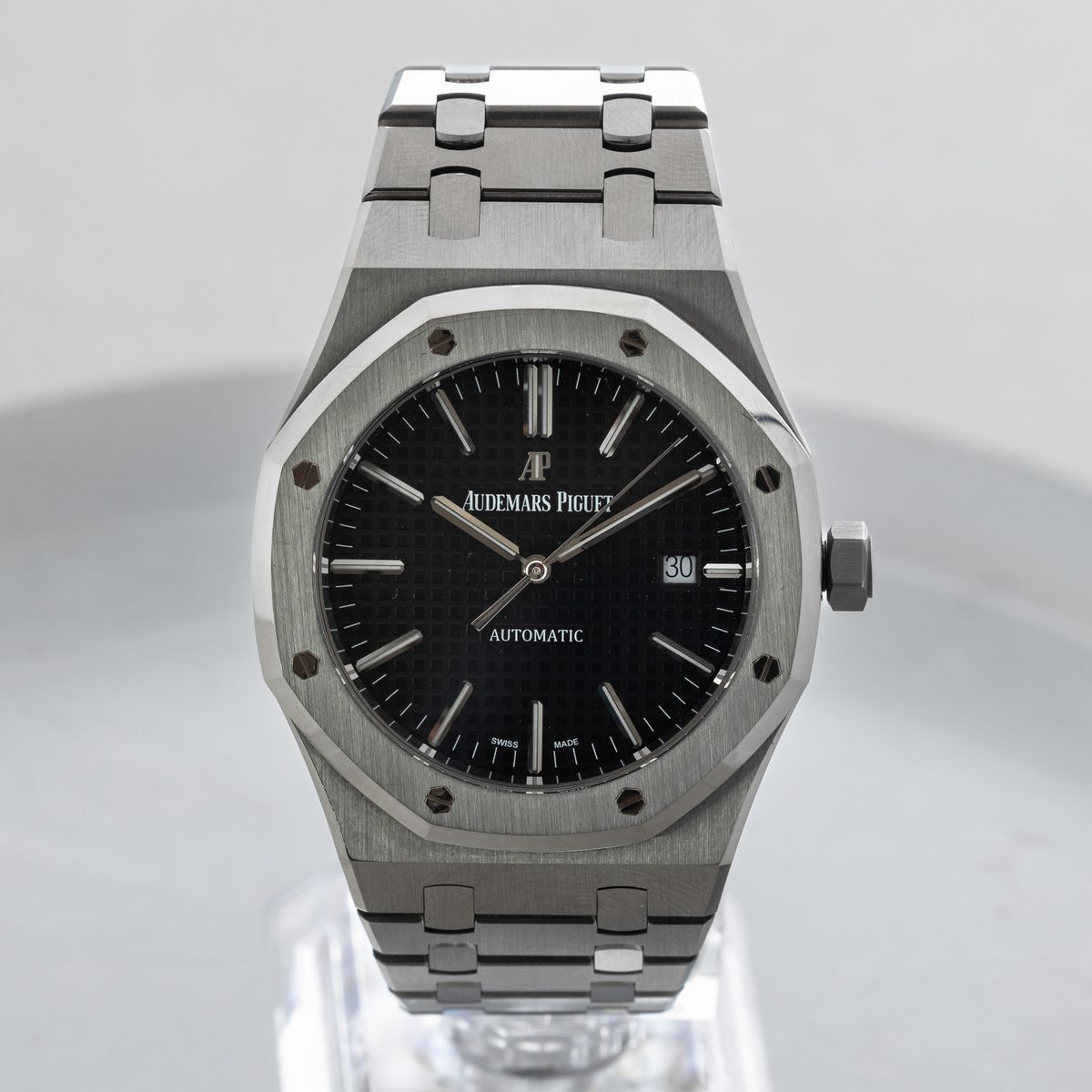 Audemars Piguet - Royal Oak 15400st, in Acciaio con Quadrante Nero Grande Tapissserie , Indici Lu...