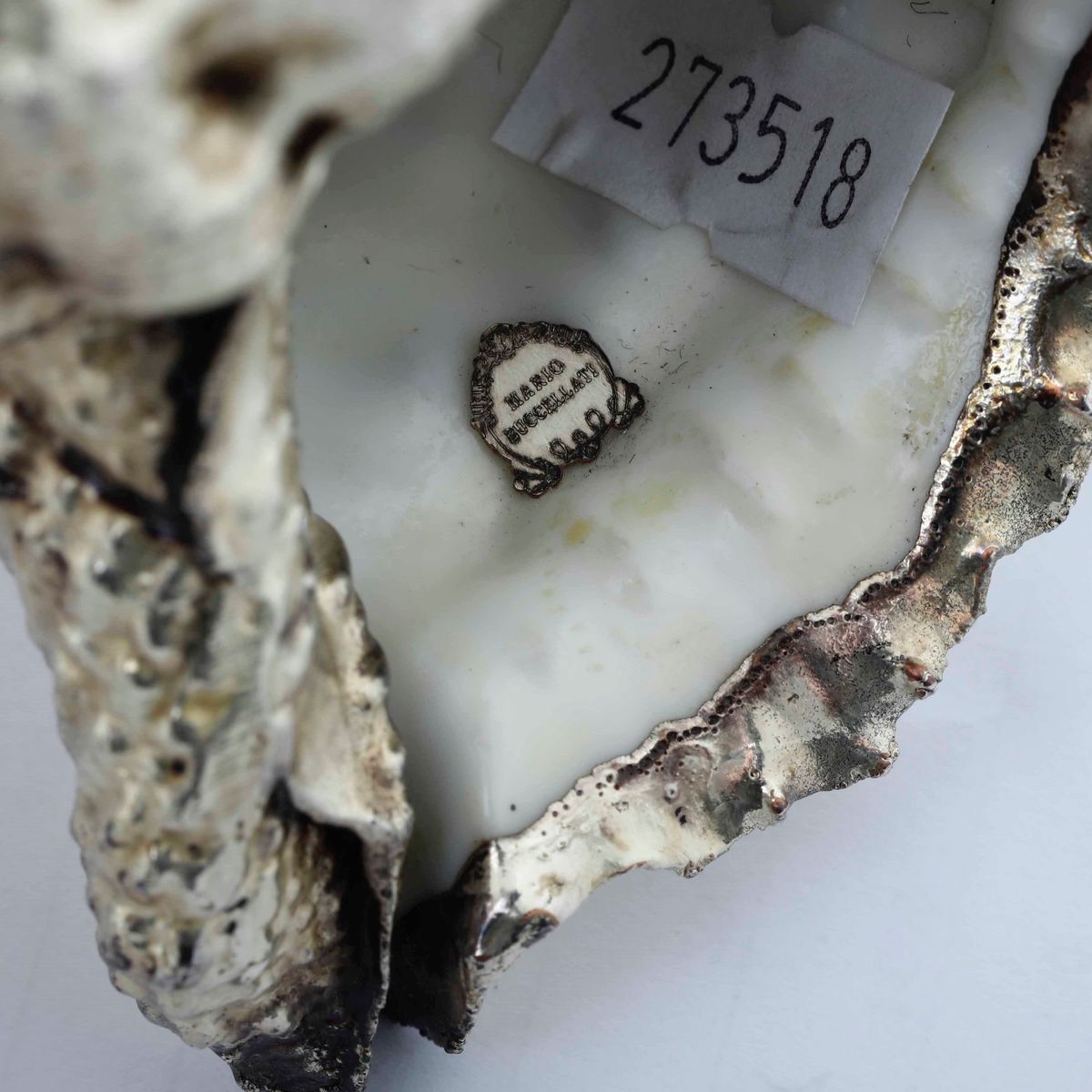Due Conchiglie Rivestite in Argento. Argenteria Artistica del XX-XXI Secolo