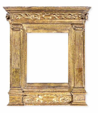 Cornice Architettonica a Edicola di Epoca Rinascimentale. Toscana XVI Secolo