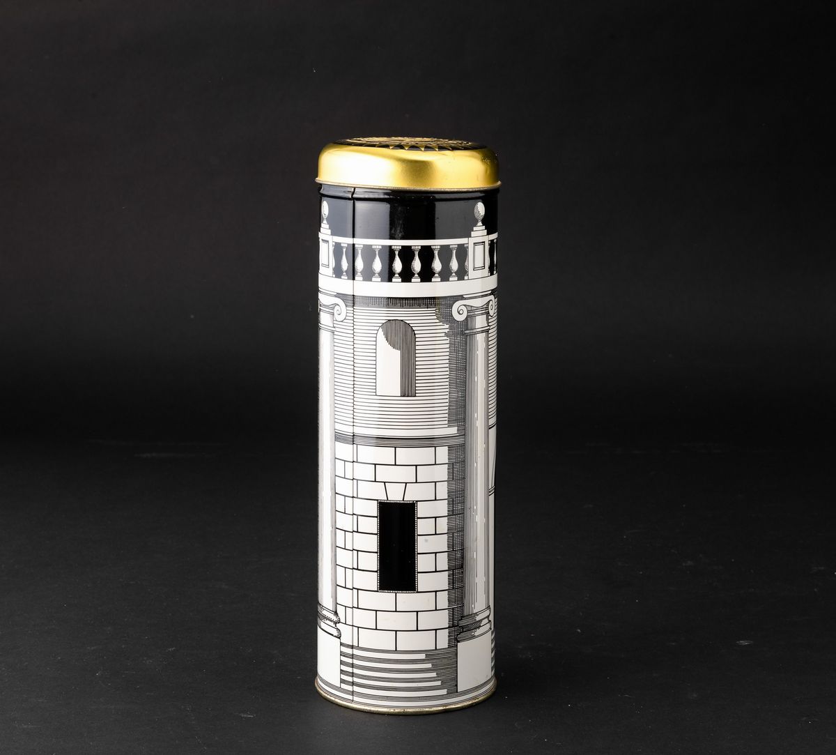 Fornasetti, Milano 2000