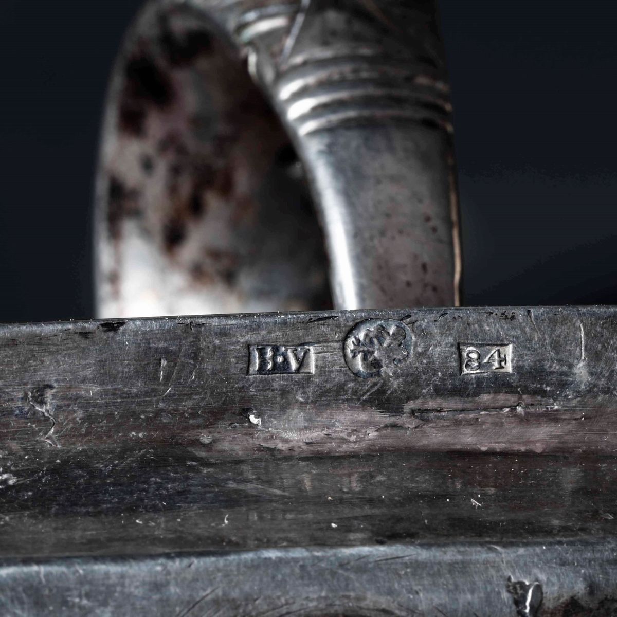 Porta Ampolle. Argento Fuso, Sbalzato e Cesellato. Sanpietroburgo XIX Secolo