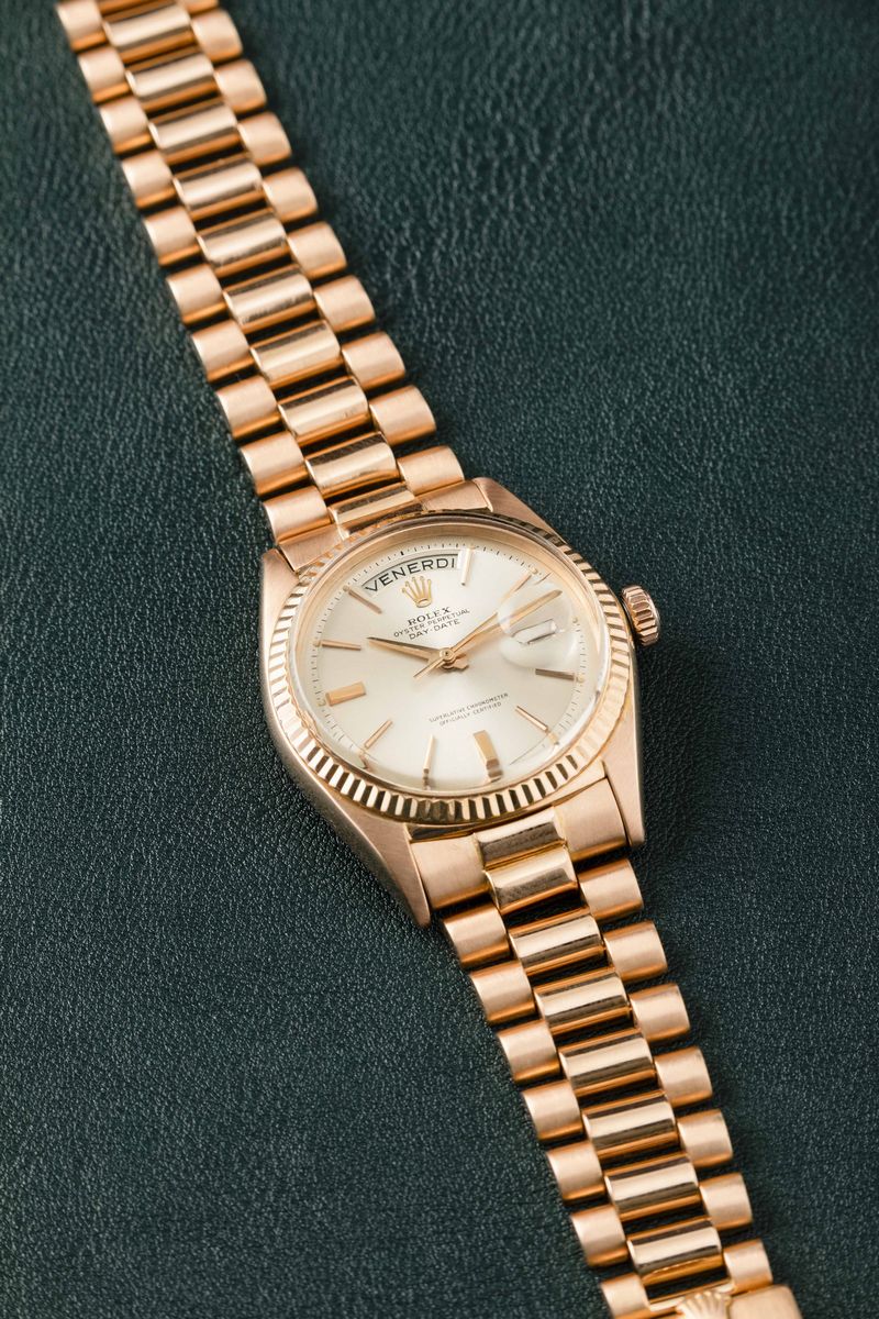 Rolex - Daydate 1803 in Oro Rosa 18k "step Dial" Argentè con Indici Applicati, Ghiera Zigrinata, ...