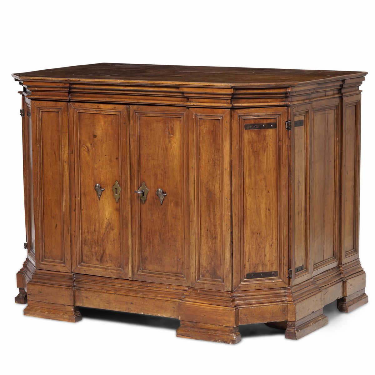 Credenza Scantonata da Sacrestia. Emilia XVII Secolo
