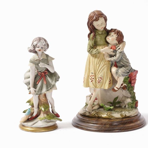 Due figurine.  Probabilmente Napoli, XX secolo.