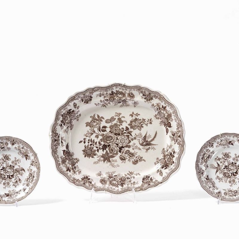 Tre piatti “Asiatc Phaesants”. Inghilterra, metà del XIX secolo circa.  - Auction Majolica and Porcelain - Cambi Casa d'Aste