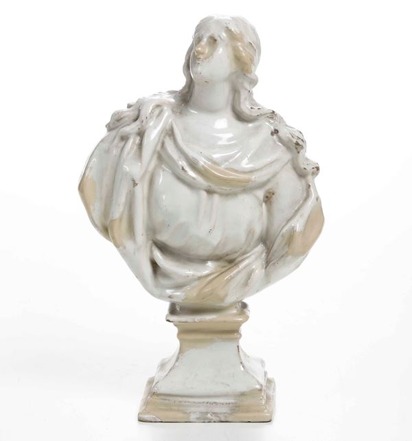 Piccolo busto su piedistallo.  XVIII secolo.
