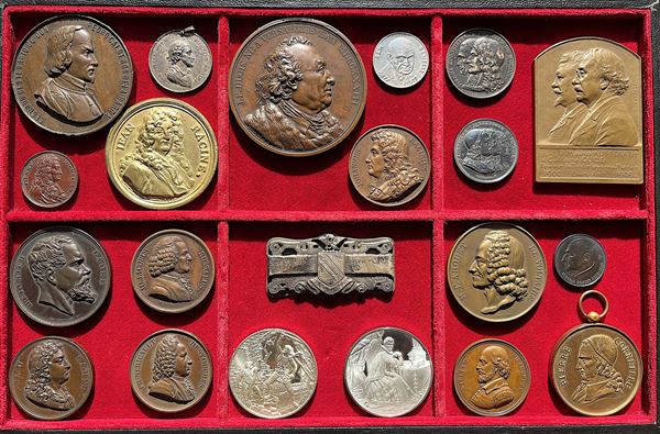 MUSICISTI, COMPOSITORI E TRAGEDIOGRAFI. Lotto di 21 gettoni e medaglie.