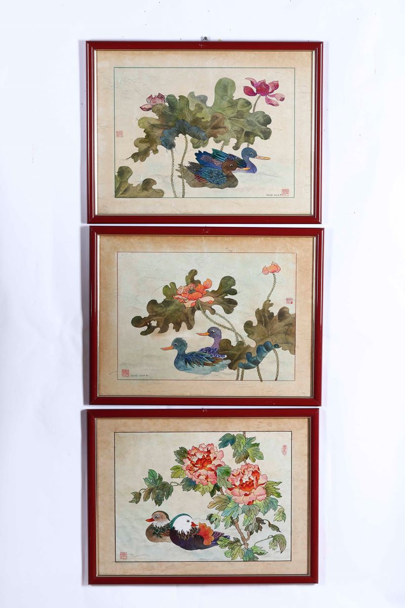 Lotto di tre stampe Giapponesi con uccelli e vegetazione. XX secolo  - Auction Antique - Cambi Casa d'Aste