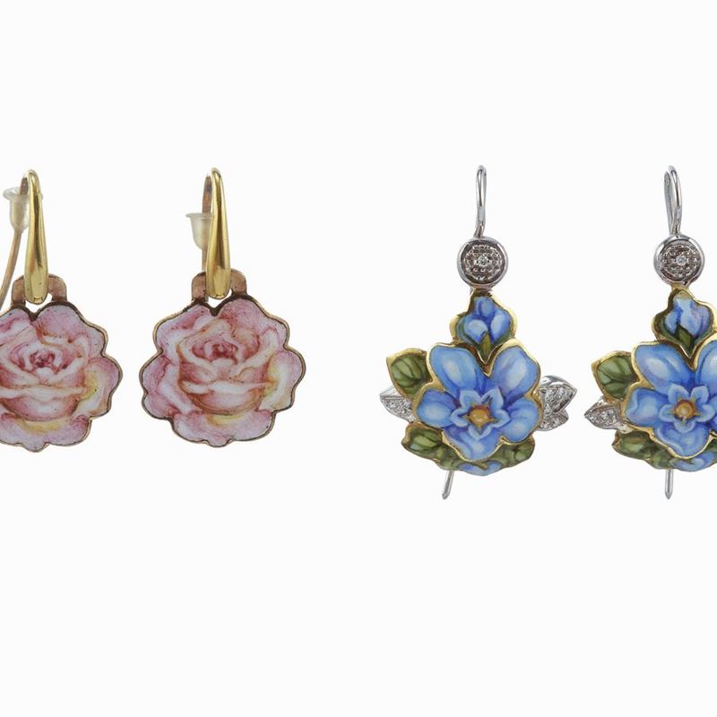 Two pair of floreal earrings. Signed Rivalta  - Auction Jewels - Cambi Casa d'Aste