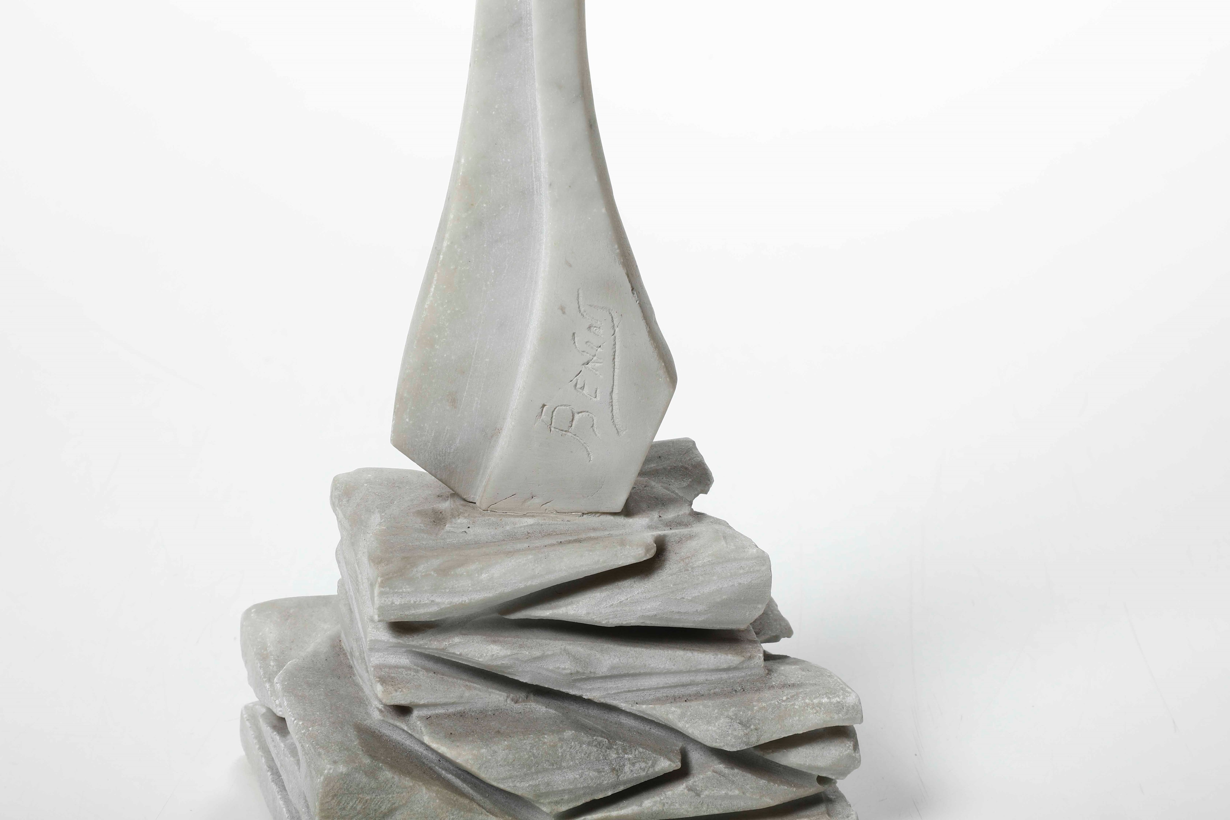 Scultura in marmo bianco, Airone stilizzato (XX secolo)